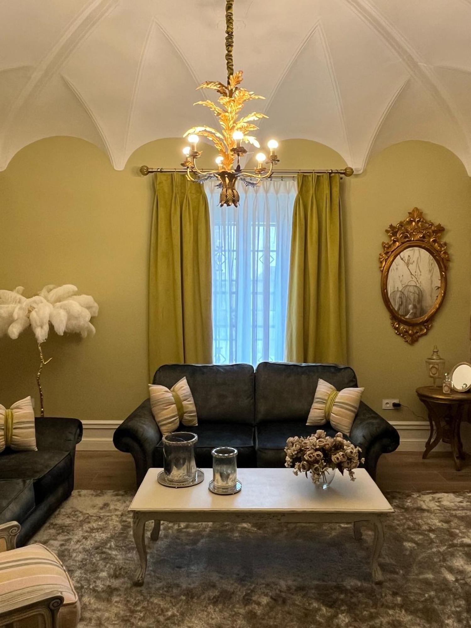 Hotel Boutique Iulia 5 Estrellas Medina de las Torres エクステリア 写真
