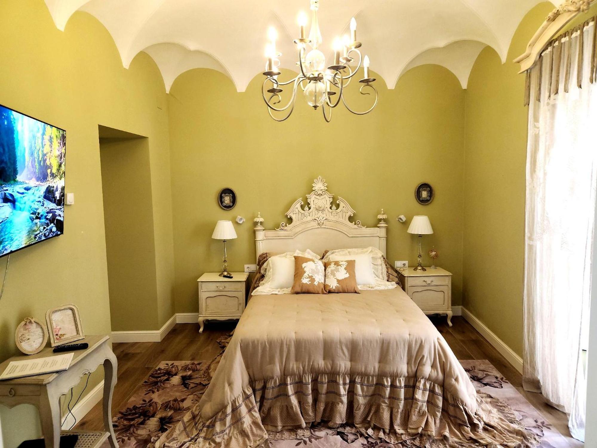 Hotel Boutique Iulia 5 Estrellas Medina de las Torres エクステリア 写真